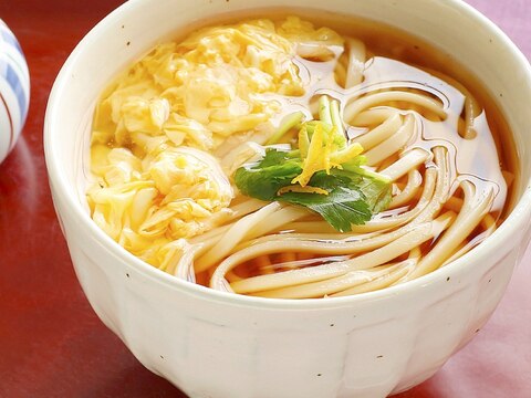 生姜がピリリ! かきたまうどん